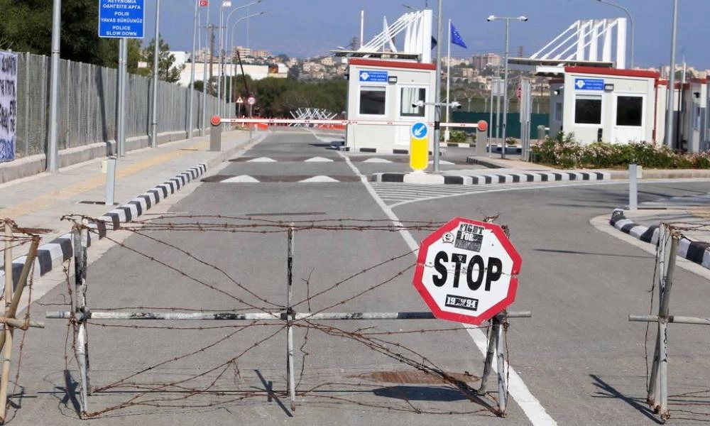 Κύπρος: Σταδιακή απόσυρση των οδοφραγμάτων με τα κατεχόμενα